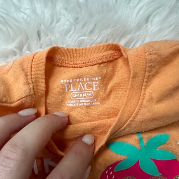 Graphic tee - Picture 2 of 4